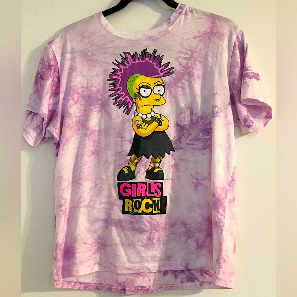 Women T-shirt Lisa Simpson
